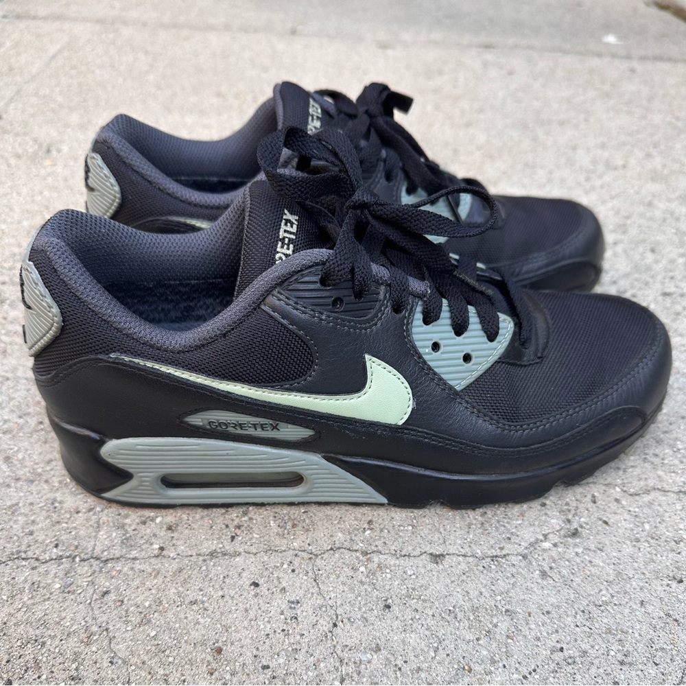 Nike Air Max 90 Sneakers in Black and Honeydew